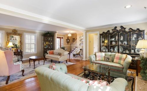 1266 Mile Post Dr, Atlanta GA 30338-4710 exterior