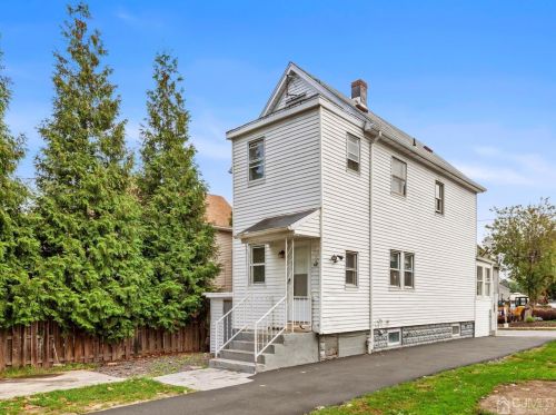 65 John St, Carteret NJ  07008-3129 exterior