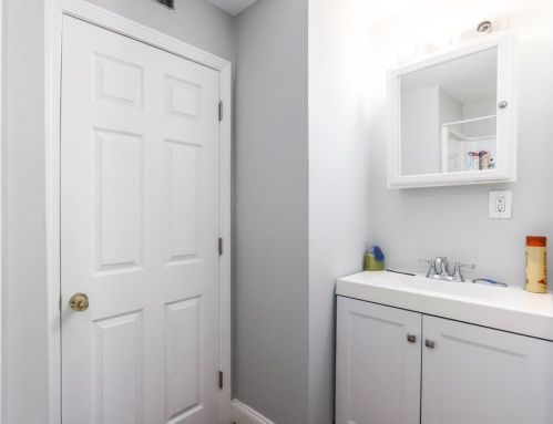 42 Lewis St, Worcester MA 01610-1702 exterior