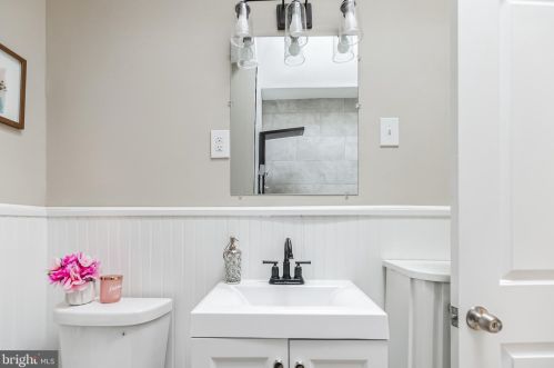 4932 8th St, Philadelphia PA 19120-3710 exterior