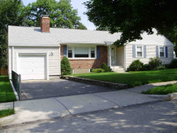 71 Parker Ave, Newton, MA 02459-2635