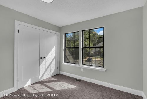 805 Bluebell Dr, Jackson Twp NJ 08527-4116 exterior