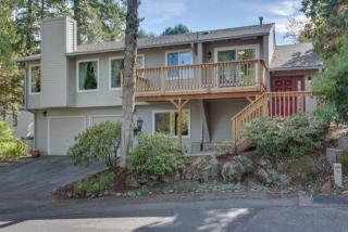 10041 Quail Post Rd, Portland OR  97219-6363 exterior