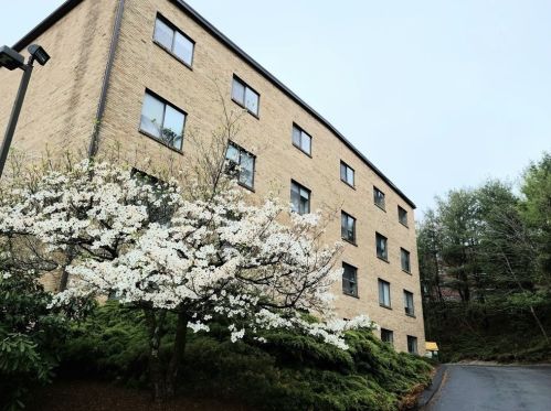 1029 Pleasant St, Worcester MA  01602-1319 exterior