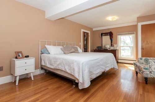 24 Blanchard Rd, Weymouth MA 02190-2840 exterior