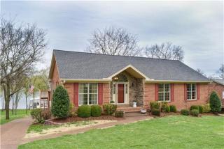 1088 Lock 4 Rd, Gallatin, TN 37066-3840