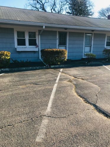 253 Main St, Dennis MA 02638-1949 exterior