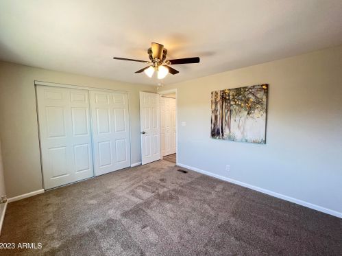 5 Bluefield Ave, Phoenix AZ 85032-1417 exterior