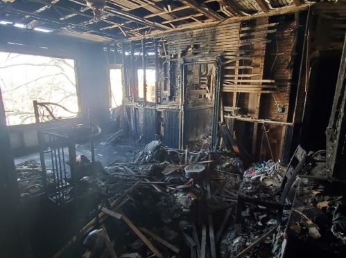 377 Ashley Blvd, New Bedford MA 02745-5207 exterior