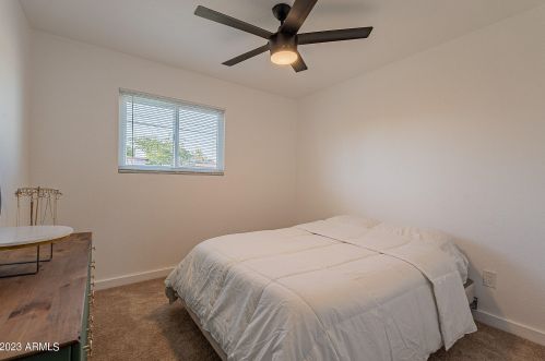 3320 Claire Dr, Phoenix AZ 85032-4933 exterior