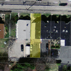 680 Boylston St, Newton MA 02459-2680 aerial view