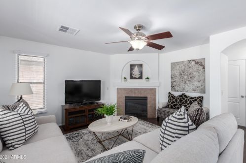 20910 37th Pl, Phoenix AZ  85050-4863 exterior