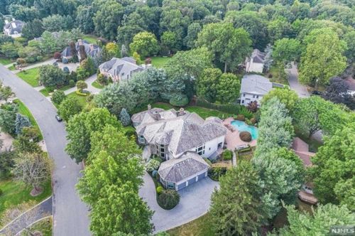 354 Madison Ave, Cresskill NJ 07626-1338 exterior