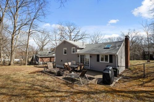 484 Essex St, Weymouth MA 02188-3501 exterior