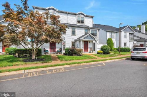 317 Steeplechase Ct, West Deptford NJ 08096-6815 exterior