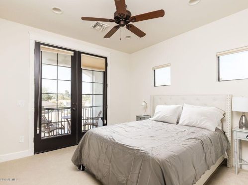 5123 43rd Pl, Phoenix AZ  85018-1633 exterior