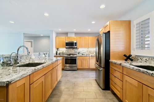 7632 22 Pl, Phoenix AZ 85020-4712 exterior