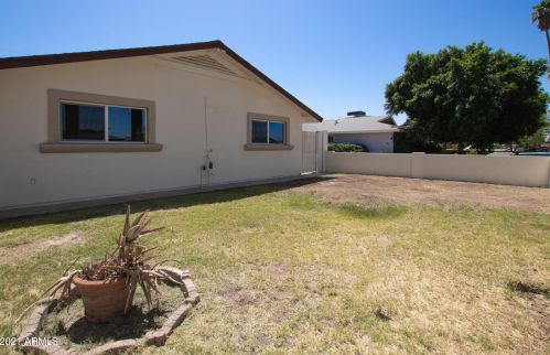 4739 39th Dr, Phoenix AZ  85019-2905 exterior