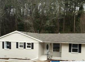 1516 Cresthill Rd, Birmingham AL  35213-1110 exterior