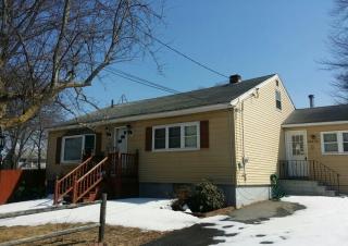 39 Ridgewood Cir, Lawrence, MA 01843-3039