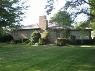 23247 Detroit Rd, Cleveland, OH 44145-1633