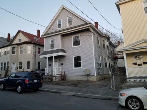137 Saratoga St, Lawrence MA  01841-2528 exterior