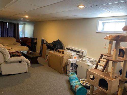 39 Old Laxfield Rd, Shrewsbury MA  01545-5464 exterior