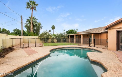 14059 34th Way, Phoenix AZ  85032-5310 exterior