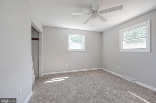 8 Deb Lynn Dr, Erial NJ  08081-9625 exterior