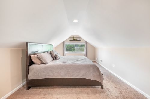 1907 Wenonah Ave, Forest View IL 60402-1666 exterior