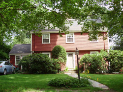 66 Verndale Rd, Newton, MA 02461-2114