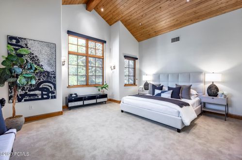 2324 Lucky John Dr, Park City UT 84060-6920 exterior