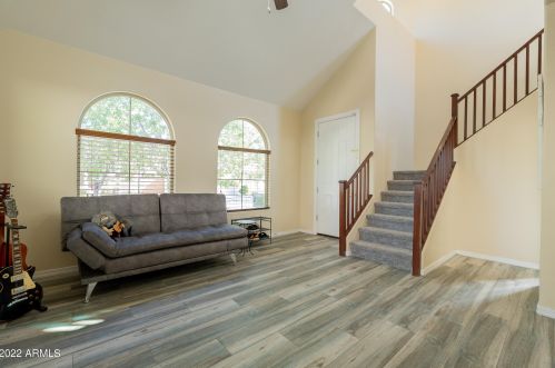 1847 Dunbar Dr, Phoenix AZ  85042-6856 exterior