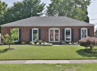 2113 Old Hickory Rd, Louisville KY  40299-2832 exterior