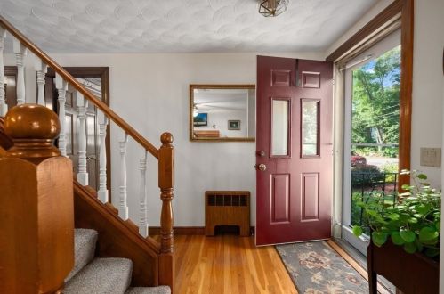 29 Linwood Ave, North Reading, MA 01864-2055