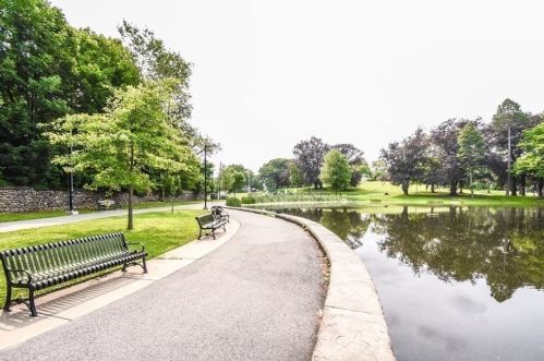 63 Illinois St, Worcester MA 01610-1658 exterior