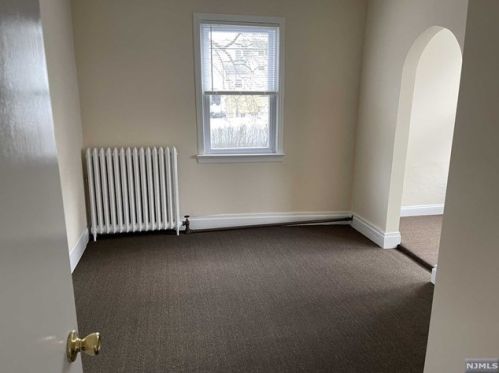 366 Forest St, Kearny NJ  07032-3533 exterior