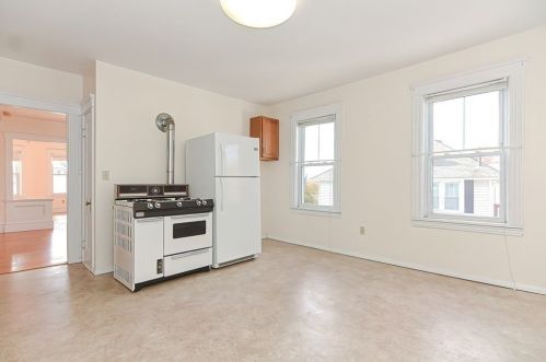 71 Francis St, Worcester MA 01606-3119 exterior