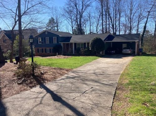 5376 Harris Cir, Atlanta, GA 30338-3709