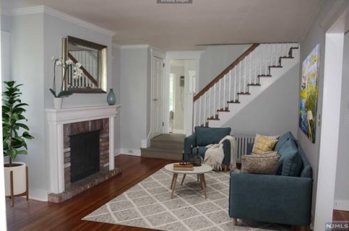 97 Magnolia Ave, Tenafly NJ  07670-1827 exterior