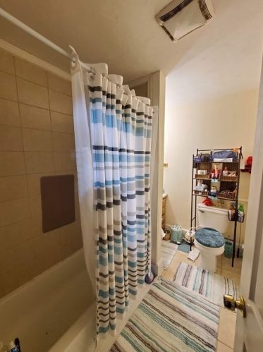 25 Hollywood St, Worcester MA 01610-3257 exterior