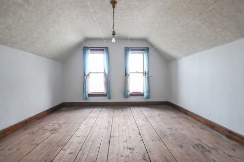 17 Pelham St, Methuen MA 01844-2017 exterior