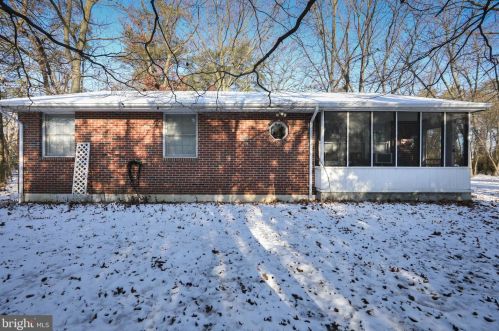 1722 3rd St, West Deptford, NJ 08086-3102