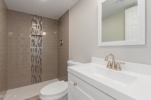 13001 29th Pl, Phoenix AZ  85032-6511 exterior