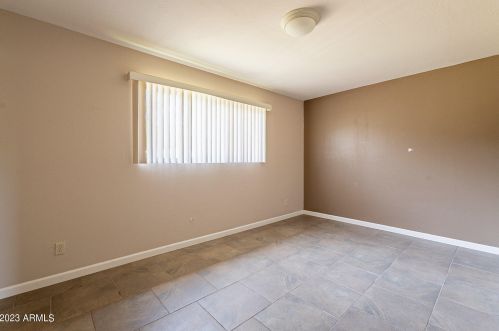 6836 13 Pl, Phoenix AZ 85042-5408 exterior