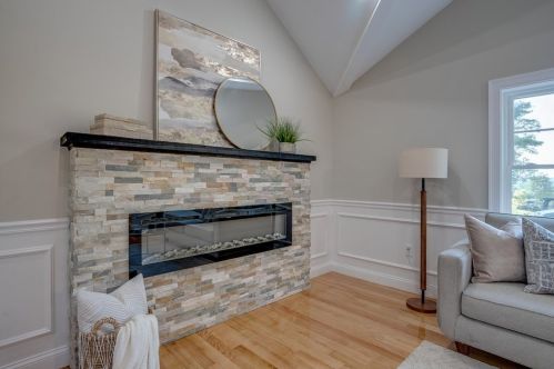 6 Red Hill Rd, North Reading MA  01864-1718 exterior