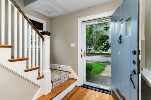 18 Darby Rd, Milton MA  02186-2014 exterior