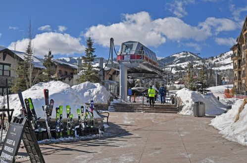 2100 Canyons Resort Dr, Park City UT  84098-6553 exterior