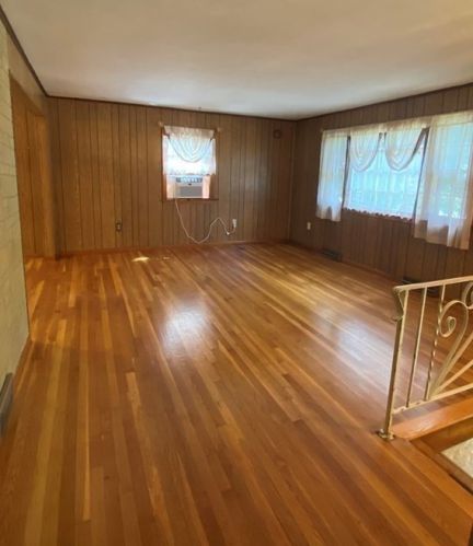 85 Leaf Ln, East Bridgewater MA 02333-1615 exterior