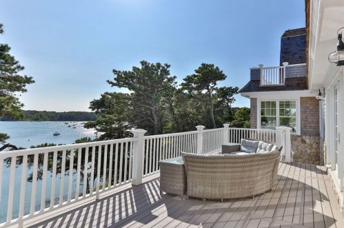 558 Fox Hill Rd, Chatham MA 02633-1412 exterior